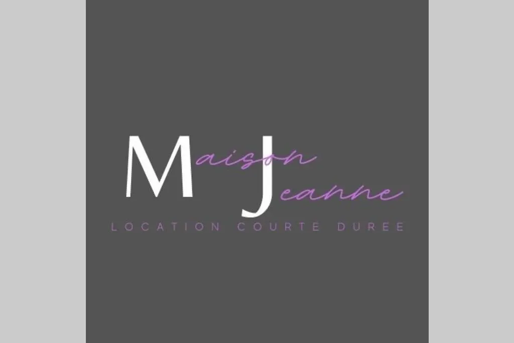 Maison Jeanne  Saint-Pern 0*,